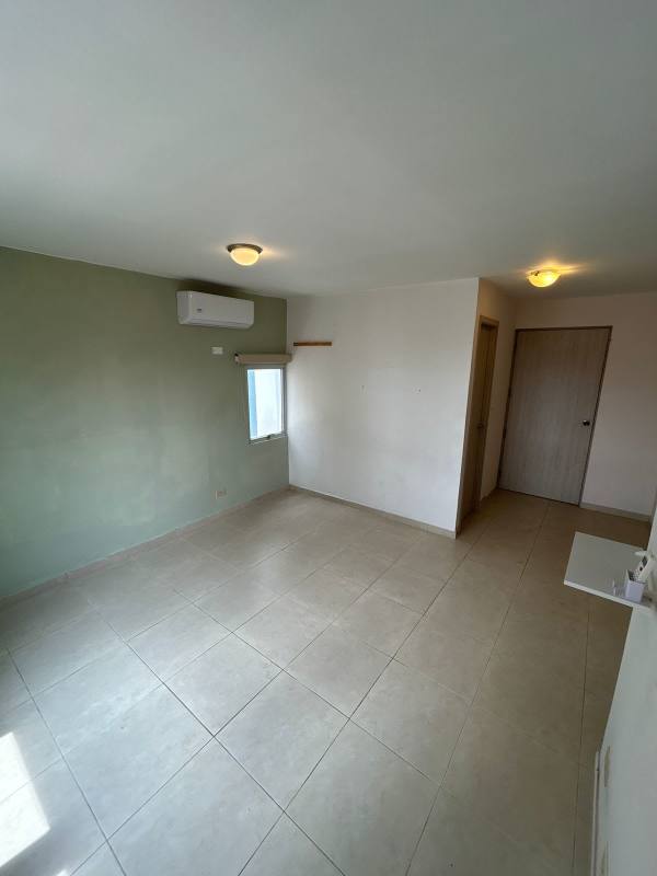 Outdoor pool with lounge deck in PH Villa de las Fuentes Panama