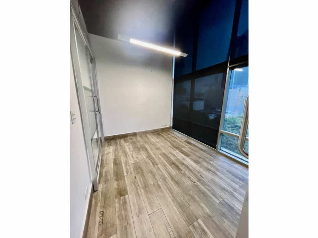 Modern office space with large cityscape windows Plaza 58 Obarrio for rent