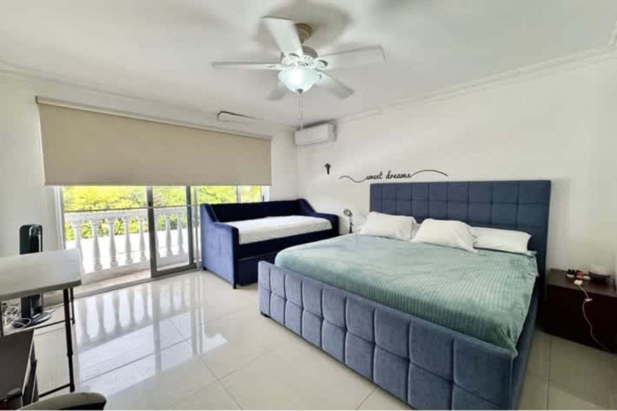 Contemporary bathroom with glass-enclosed shower in Altos del Golf luxury home Panama for sale