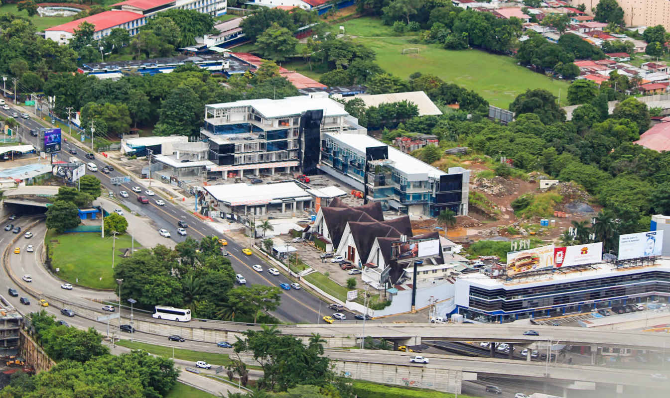 Spacious empty office interior with tiled floors and glass partitions at Sunset Strip Punta Paitilla Panama