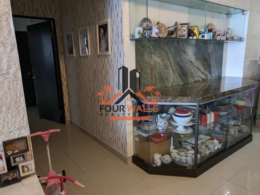 Large bedroom featuring city and ocean views floor-to-ceiling windows PH San Francisco Bay Tower 400