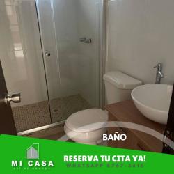 Modern bathroom with vessel sink and shower in Residencial Reserva Santiago Veraguas