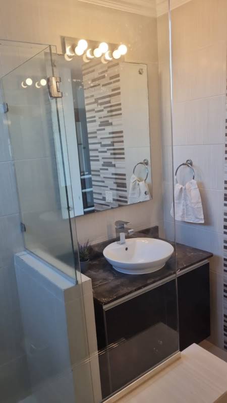 Secondary bedroom with closet space PH Park City in El Cangrejo Panama