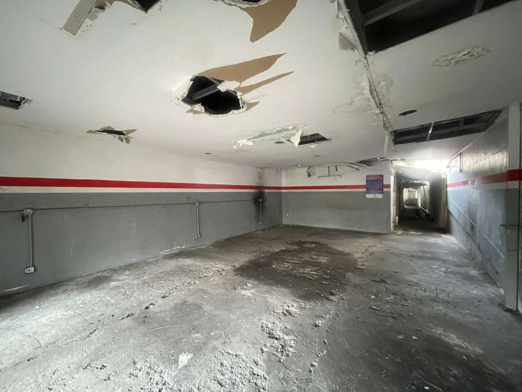 Vacant workshop or utility room on commercial lot for rent in Panama