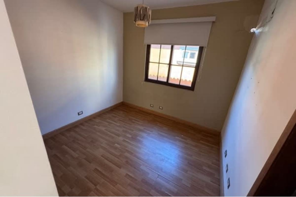 Spacious kitchen with bay window, granite counters and wood cabinets Costa Sur Panama