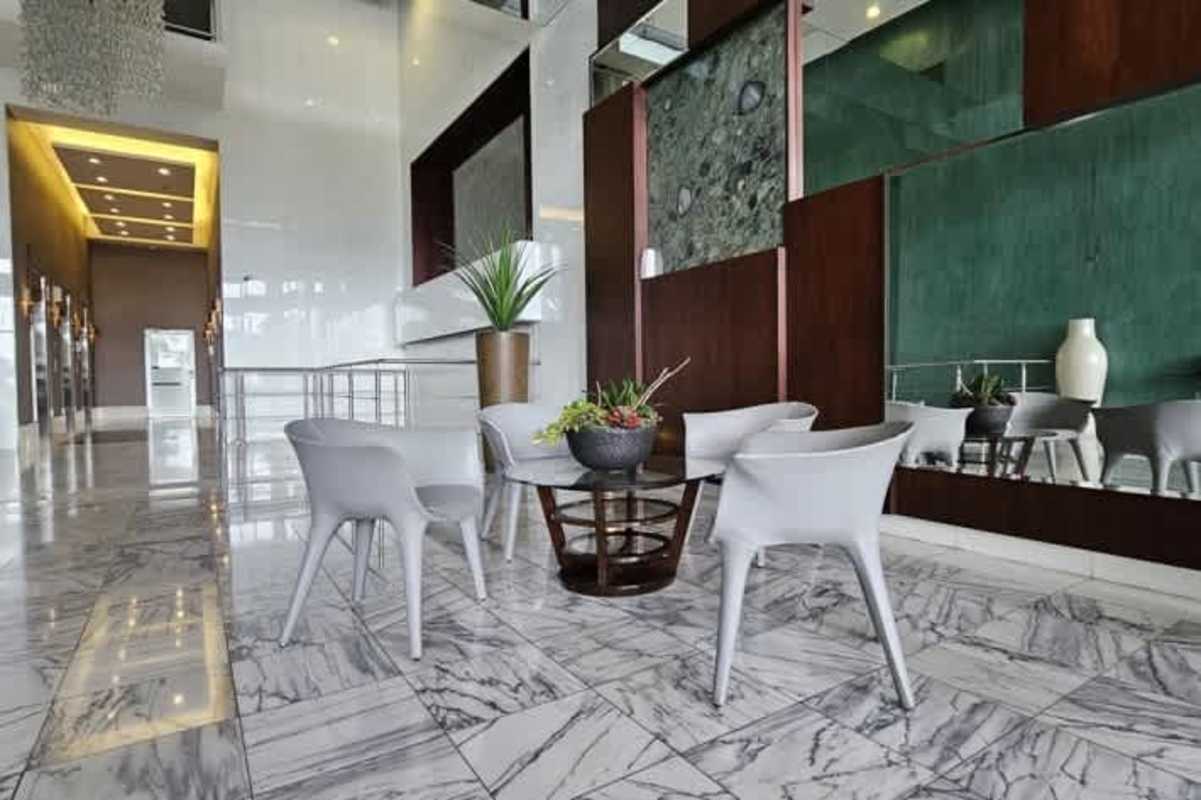 Infinity swimming pool with ocean skyline view PH Waters on the Bay Panama City