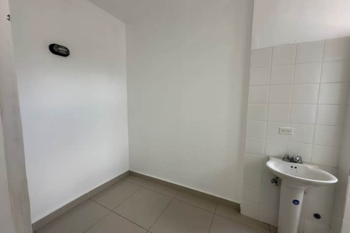 Modern 3BR Apartment with Pool PH Alfa Betania