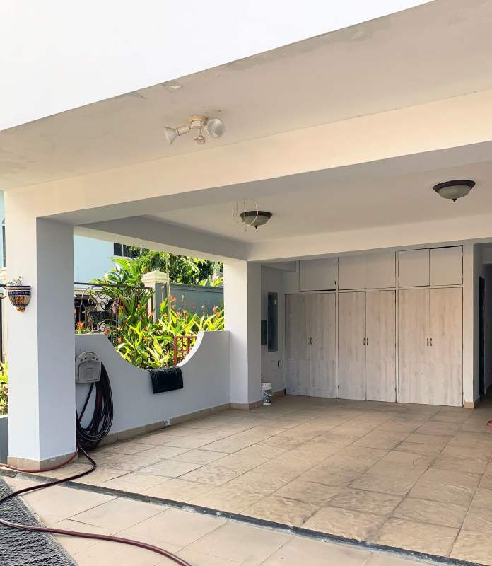 Spacious 3BR House with Garden & Terraces in Albrook Clayton