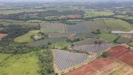 Detailed aerial map showing large land plot near Cerro Cama mountain in La Chorrera Panama