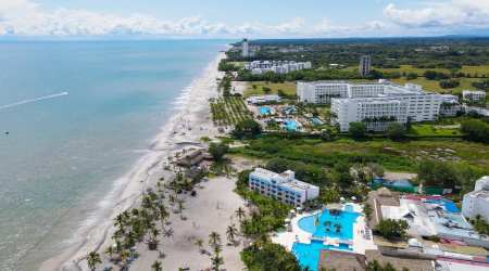 Beachfront Villa 4BR at Playa Blanca Resort Río Hato