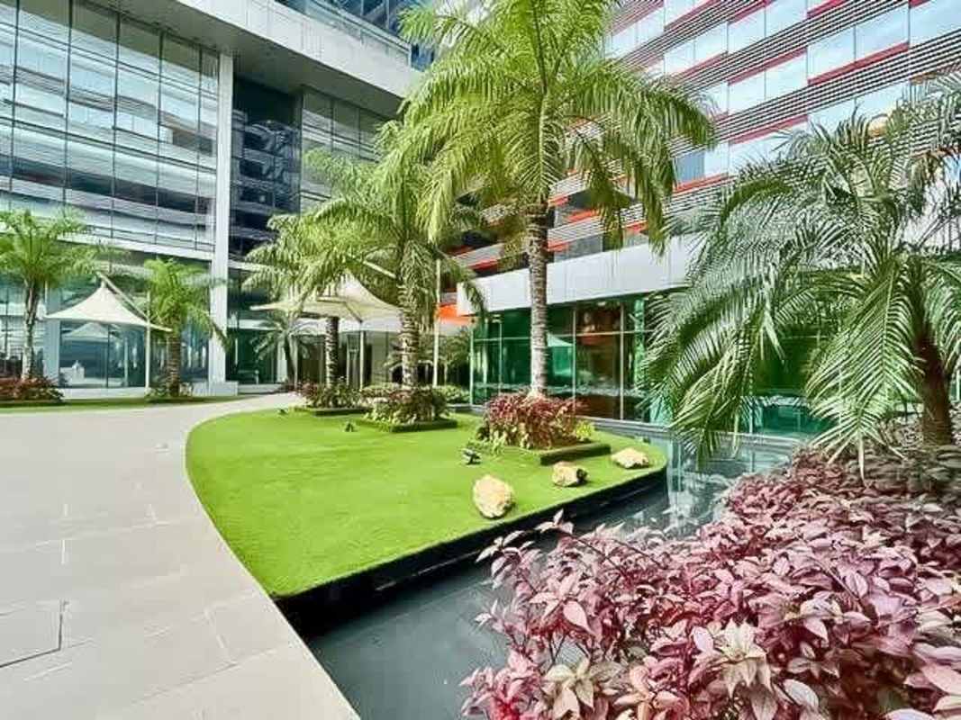 Twin glass skyscrapers connected by skybridge Oceanía Business Plaza Punta Pacifica Panama