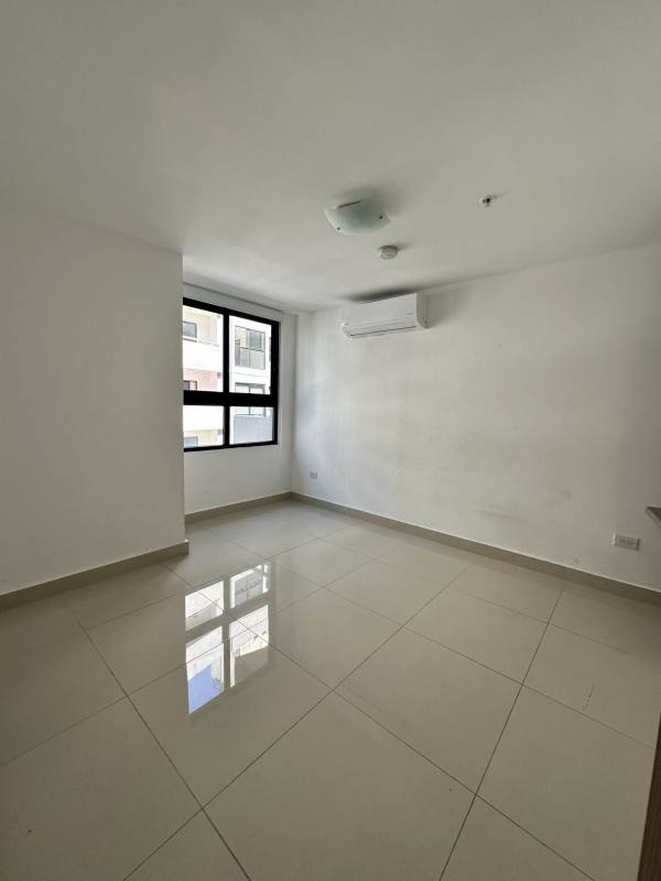 Spacious bright bedroom with urban views, closet, split A/C in PH Worldwide Plaza Panama City apartment