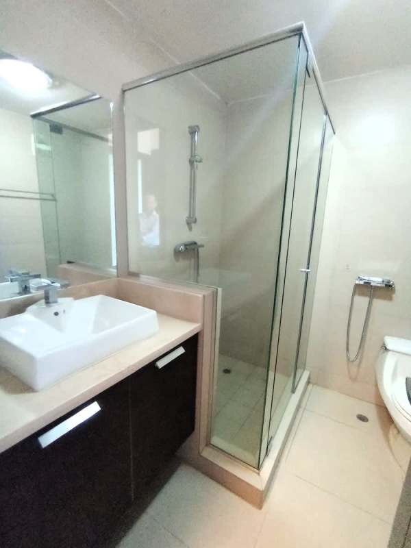 Modern kitchen with granite counters and stainless appliances at PH Oceanaire Punta Pacifica