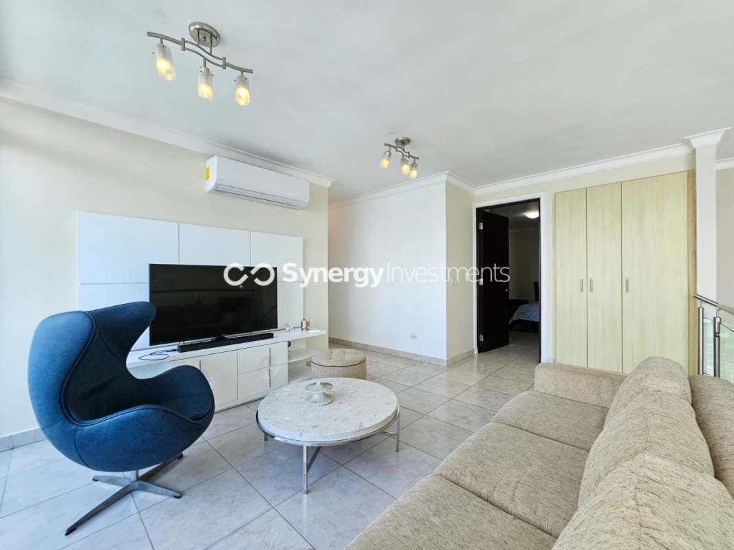 Bright spacious loft with panoramic city views double-height windows in PH Waters on the Bay Panama