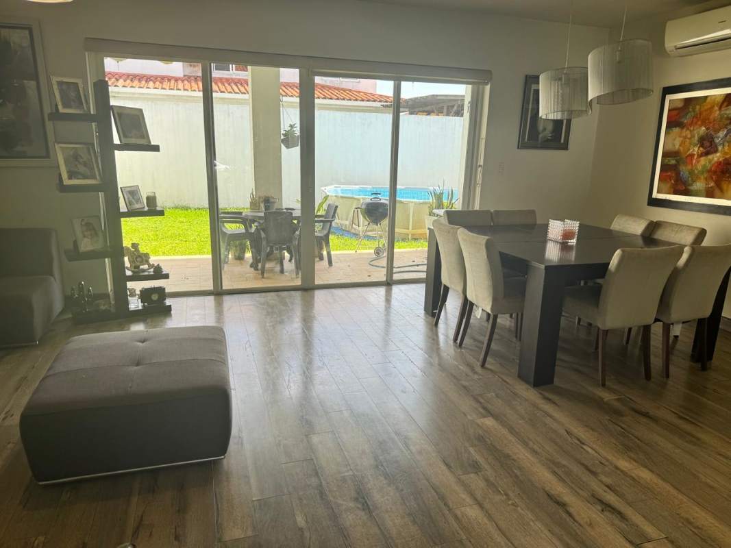 Covered backyard patio with pool, garden Quintas de Versalles Costa Sur Panama