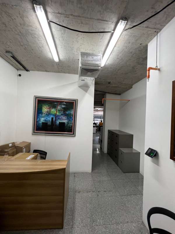 Commercial Space for Rent in Plaza Fidanque Vía Porras