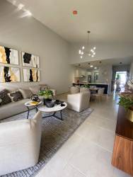 Private terrace garden area in Bosques del Pacífico family house Panamá Pacífico