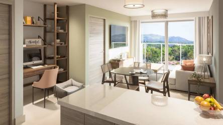 Living dining area with mountain view and workspace Parterre Panama Pacifico