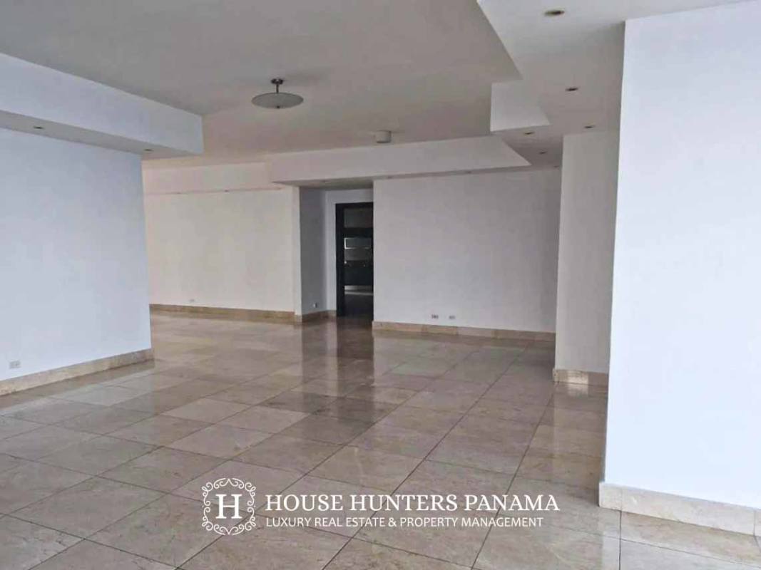 Spacious bedroom with floor-to-ceiling glass, marble floors, ensuite luxury bath in PH Venetian Panama