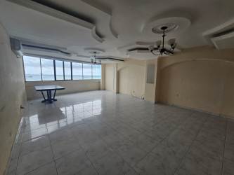 Traditional kitchen with granite countertop and wood cabinets PH Ocean Plaza Colon Panama