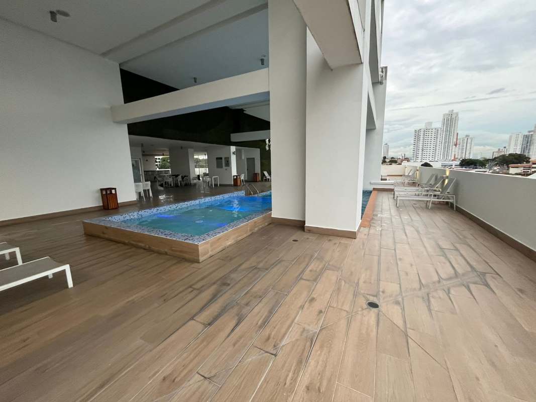 Modern 2BR Apartment Midpark Carrasquilla