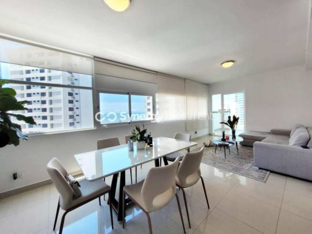 Bright living dining area with sea view in PH Bella Vista Park Panama
