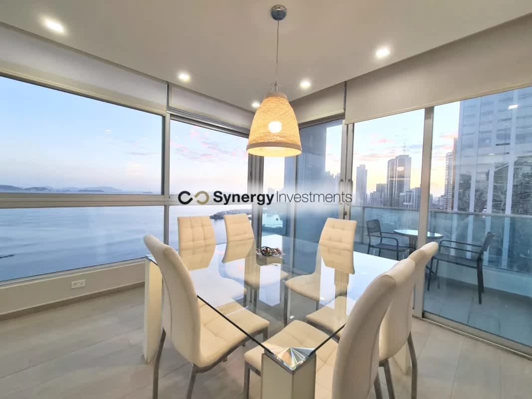 Fully equipped modern kitchen with granite countertop and stainless appliances PH Yacht Club Tower Panama