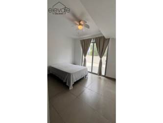 Spacious 2BR Condo with Balcony PH Mosaic Panama Pacifico