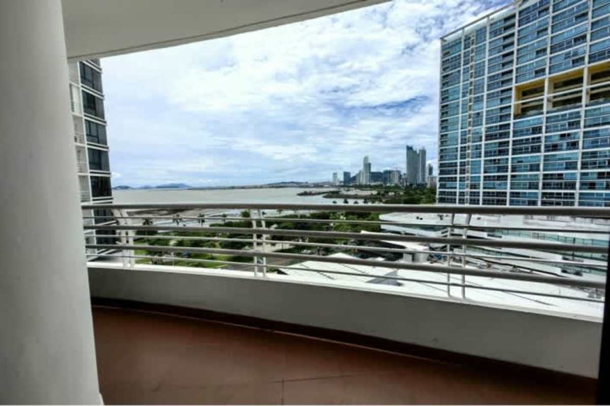 Modern kitchen with granite countertops in ocean view apartment PH BICSA Panama