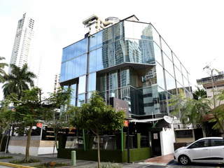 Commercial Building with Lot for Sale in Bella Vista - 0 bedrooms