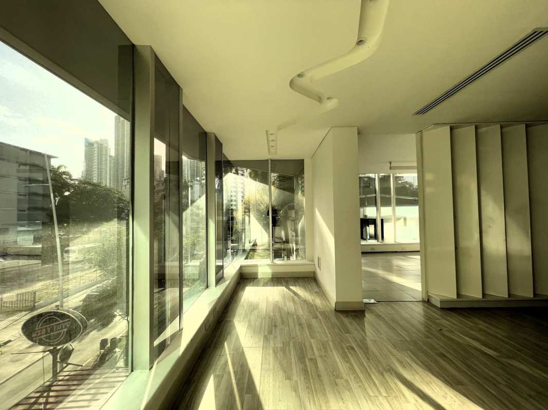 Spacious bright lobby space with panoramic windows PH Aquarius Panama City