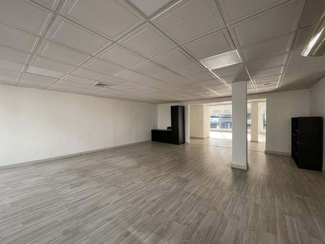 Large open office with natural light and minimal partition inside PH Aquarius Bella Vista Panama