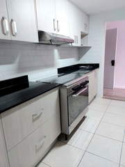 Apartment for Sale in San Francisco - 3 bedrooms