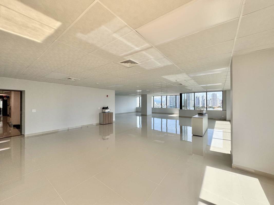 Large office with city and ocean partial views, ceiling lighting, tile floors in PH BICSA Tower Panama City