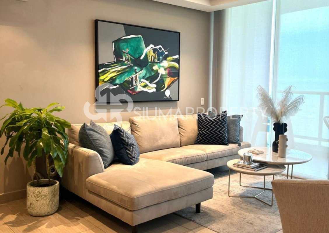 Modern open-concept kitchen granite countertops appliances PH Costa del Mar Costa del Este Panama