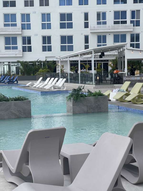 Rooftop infinity swimming pool with skyline and Pacific Ocean view PH Marina Vista Panama