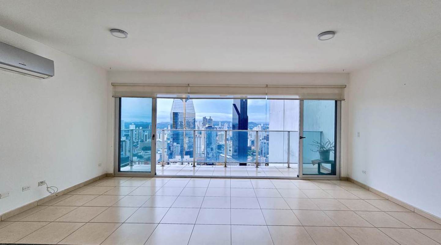 Stainless steel appliances open kitchen granite countertops PH Waters Avenida Balboa Panama