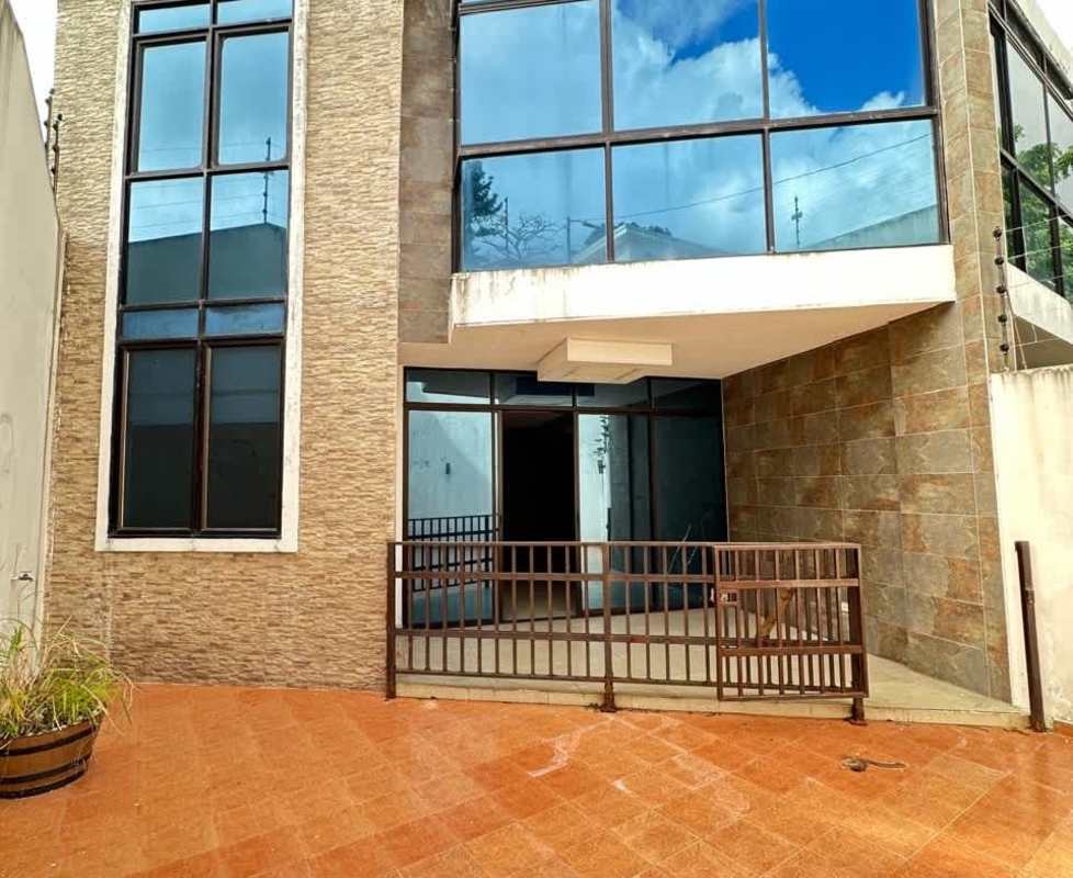 Spacious bedroom with ensuite and modern built-ins PH La Mansión Dos Mares Panama