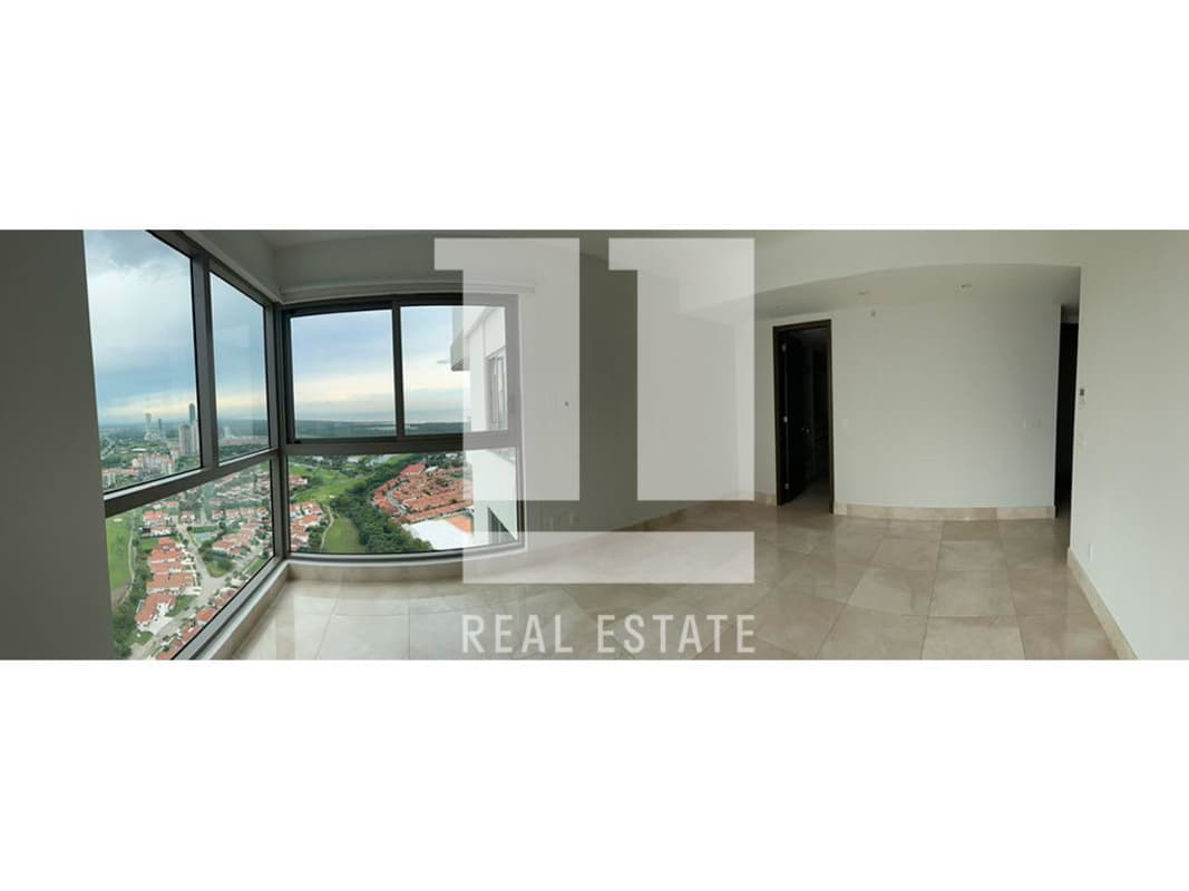 Rooftop gym with cardio equipment, floor-to-ceiling windows, pool view in PH Green Garden Santa Maria