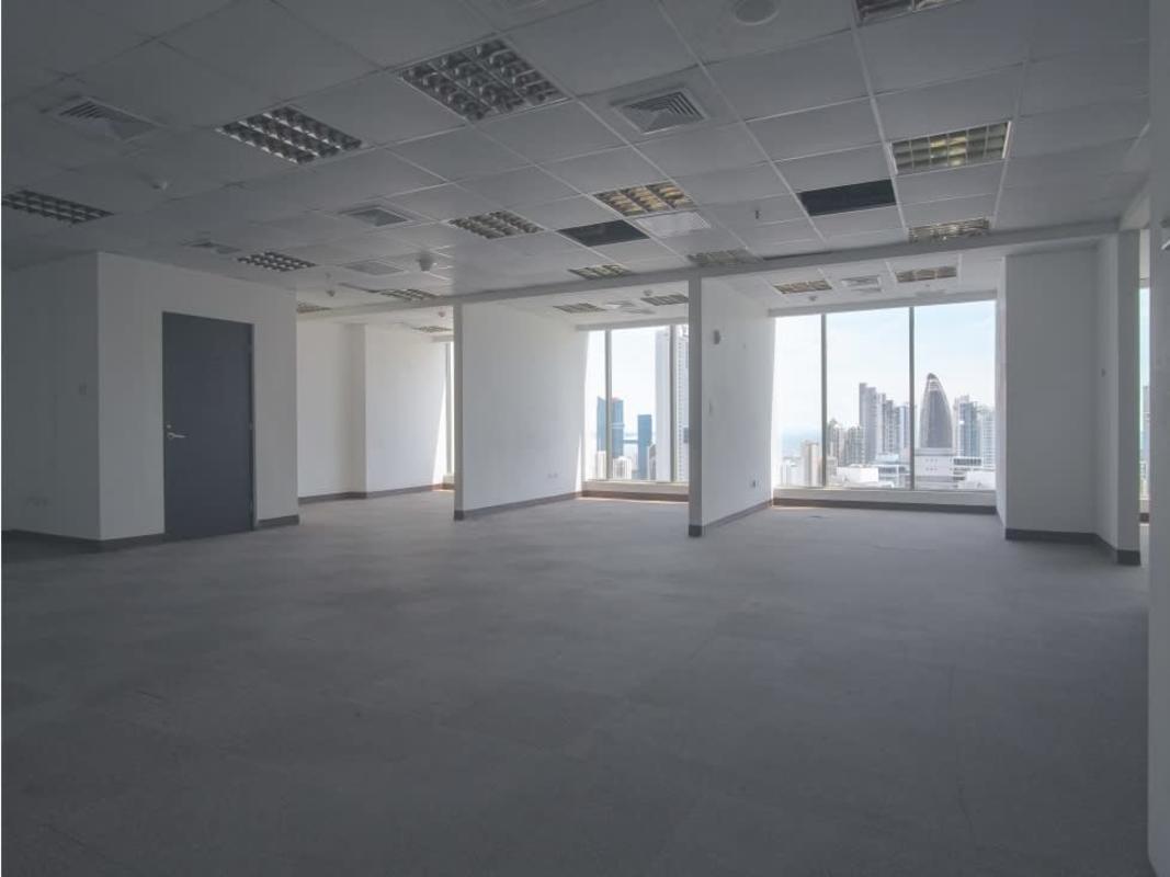 Commercial high-rise office for sale with city views in PH BICSA Financial Center Panama
