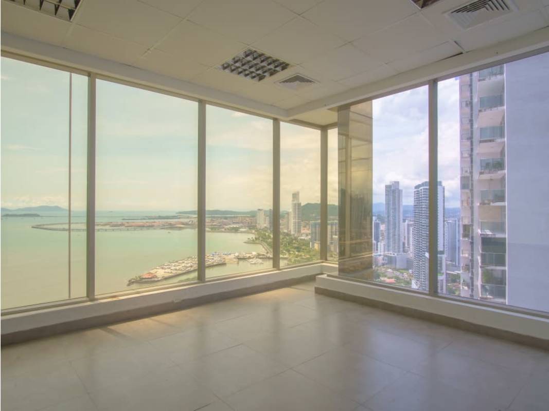 Unfurnished large open office floorplan PH BICSA Tower Panama City with skyline views