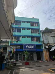 Commercial mixed-use building for Sale in Santa Ana - 15 bedrooms