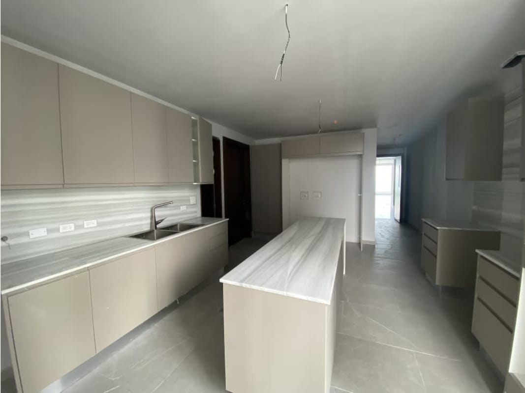 Modern master bathroom double vanity, marble finishes shower in PH The Towers Panama