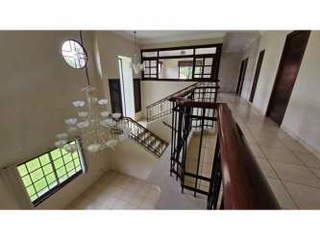 Single-family home for Sale in Clayton - 5 bedrooms