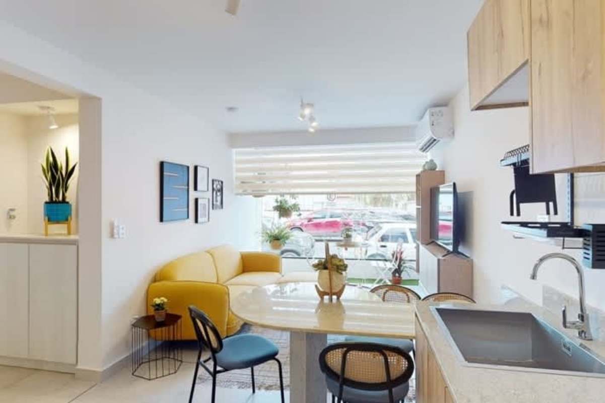 Secondary bedroom with bunk bed space and built-ins PH Armonía Bella Vista Panama