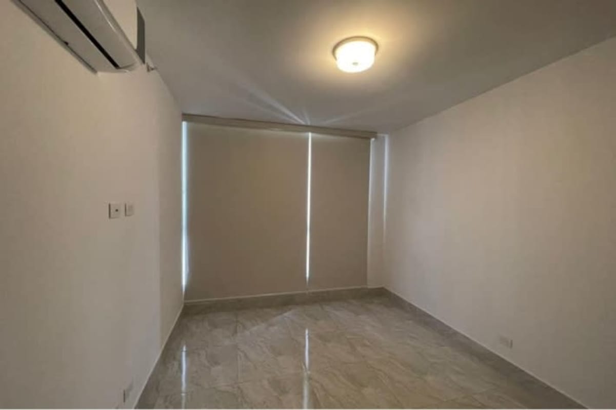Furnished 2BR Apartment for Rent El Cangrejo Skyline Panama