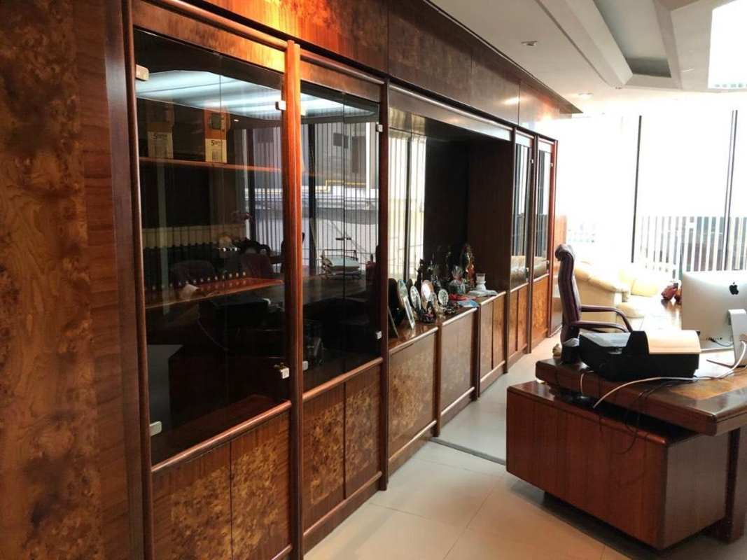 Private classic office with glass cabinets wood finishes PH Omega Panama