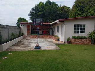 Single Family Home for Sale in Barrio Colón - 3 bedrooms