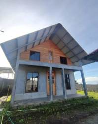 Land for sale with rustic cabin, bohío gazebo and pool in Chiriquí Panama