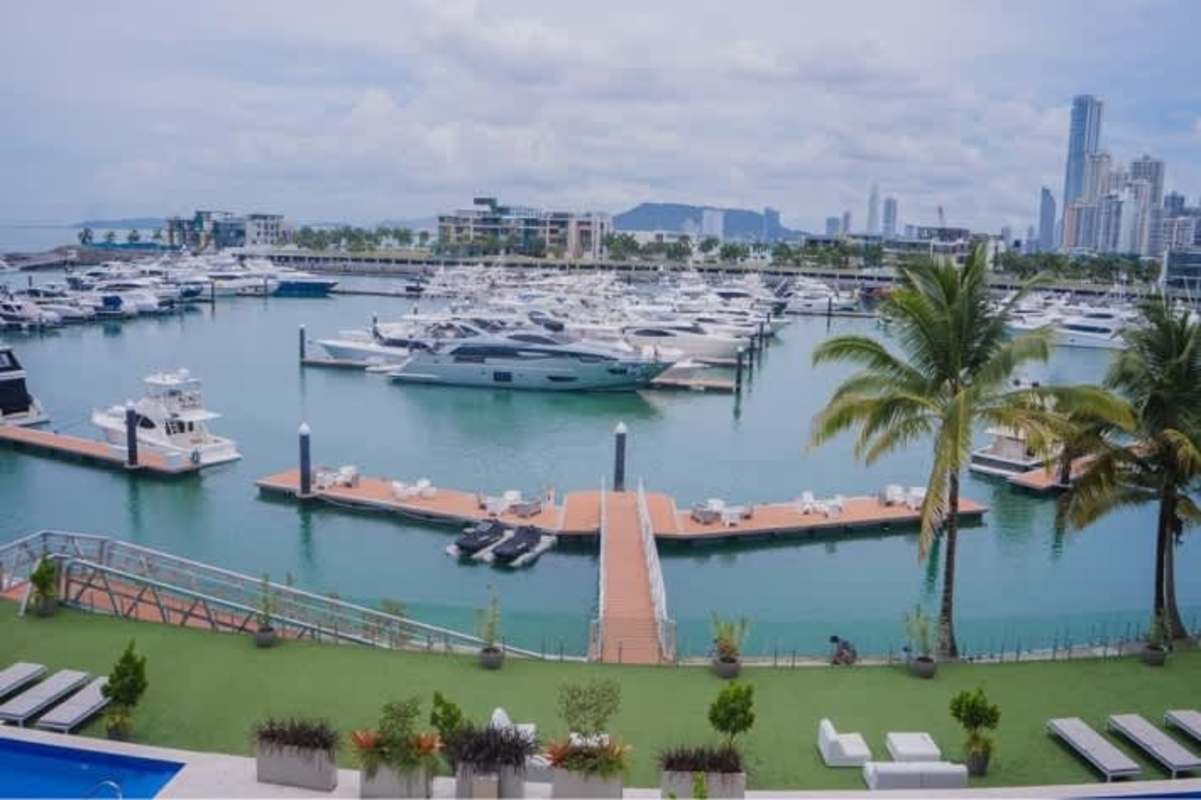 Luxury marina with yachts and waterfront pool at Ocean Reef Islands Panama City